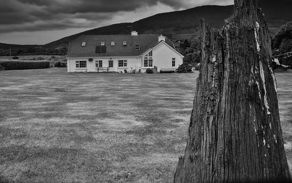 Strand'S End House Rooms Only, No Breakfast Served Кэрсивин Экстерьер фото